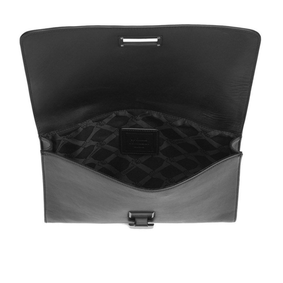 💕OPENING CEREMONY💕 Nokki  Leather Hand Clasp Clutch Bag Black NWT - Picture 4 of 8